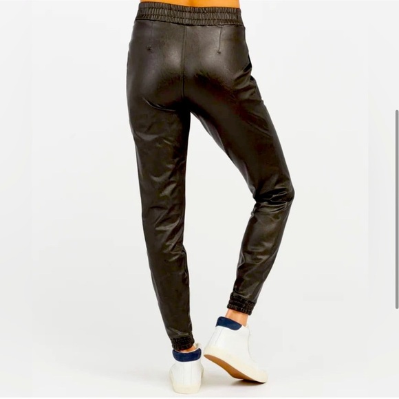 Spanx leather like joggers size large - Picture 12 of 13